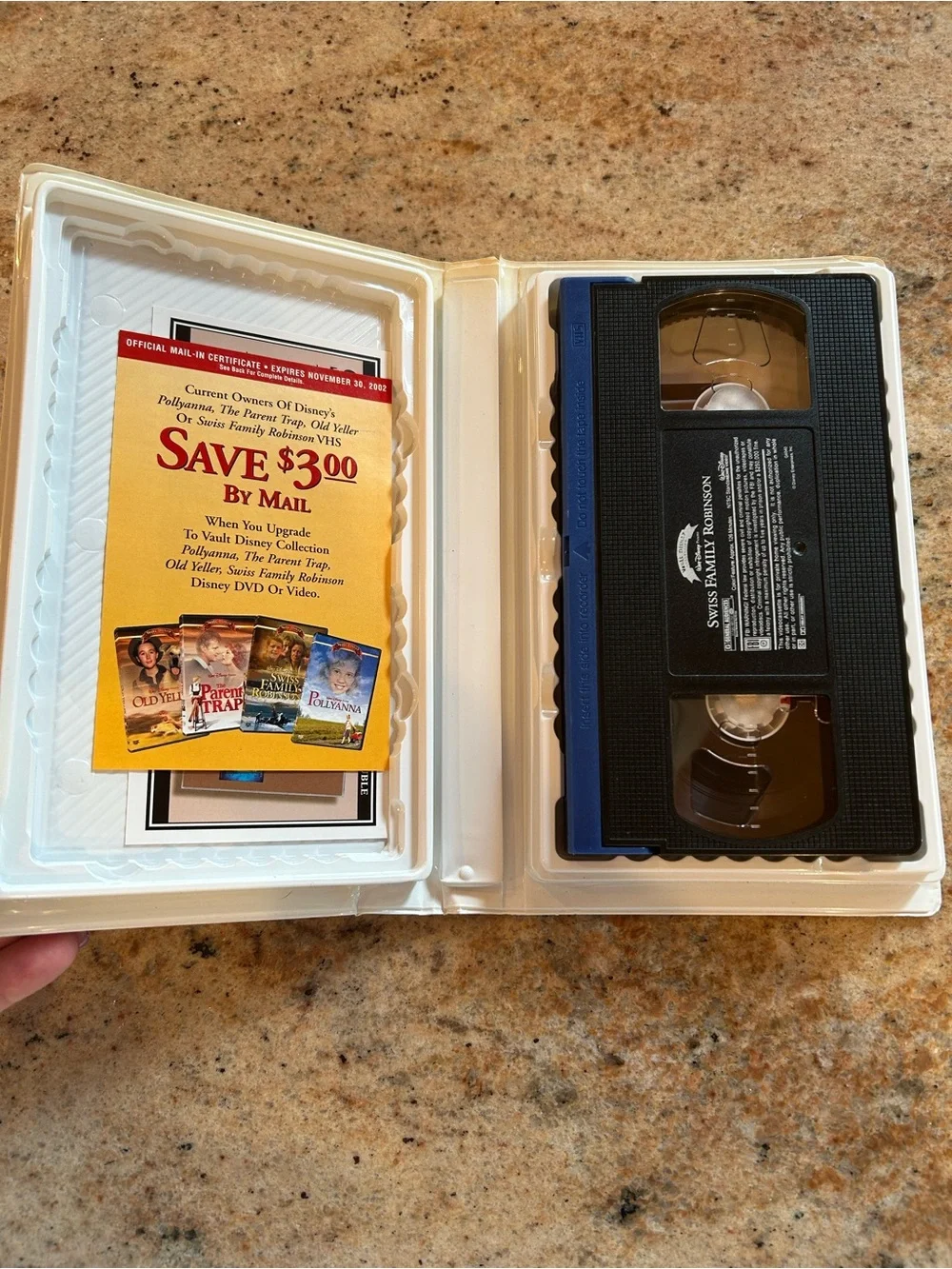 Walt Disney Presents Swiss Family Robinson VHS tape 1960 Vault Disney Collection